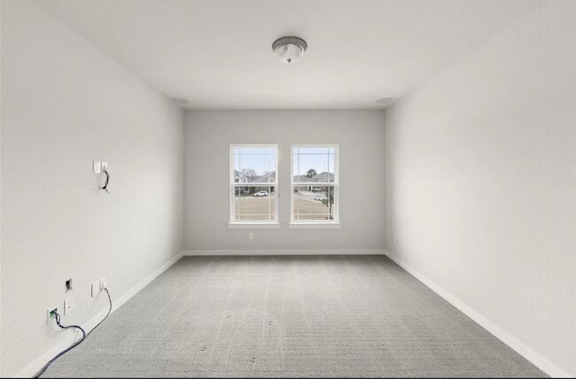 Building Photo - 204 Carmen Oak Ln