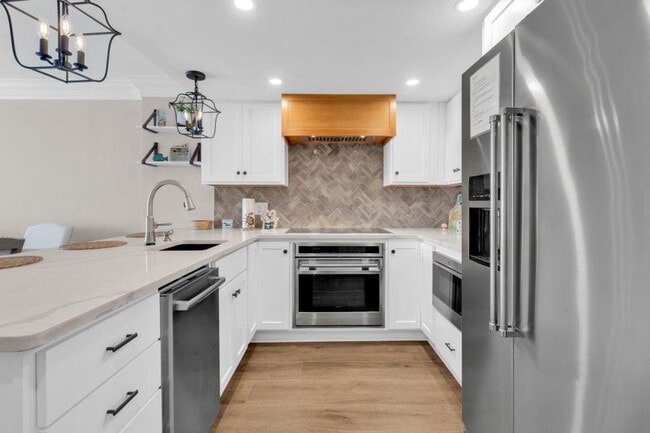 Building Photo - 2001 S Ocean Blvd