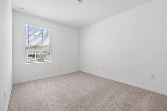 Building Photo - 2305 Alee Ln