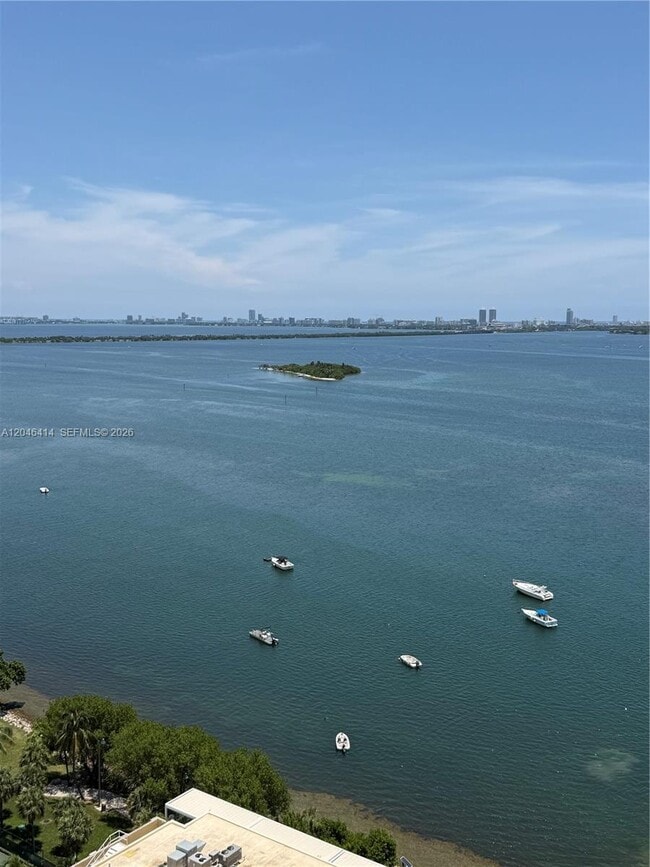 Building Photo - 1717 N Bayshore Dr
