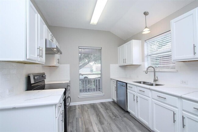 Building Photo - 20530 Ranch Mill Lane