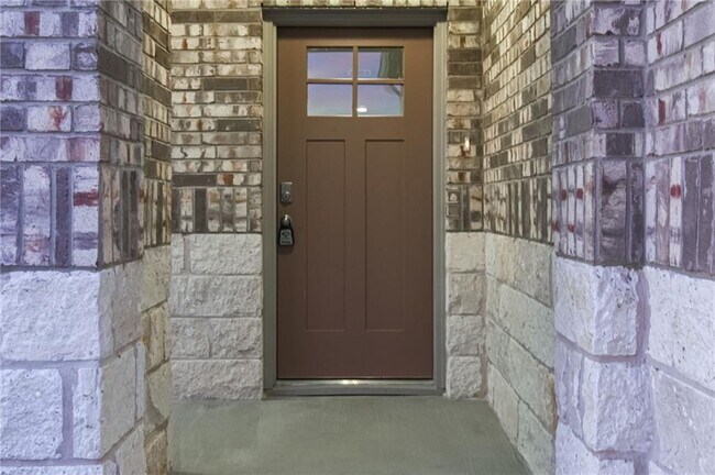 Building Photo - 309 Naset Dr