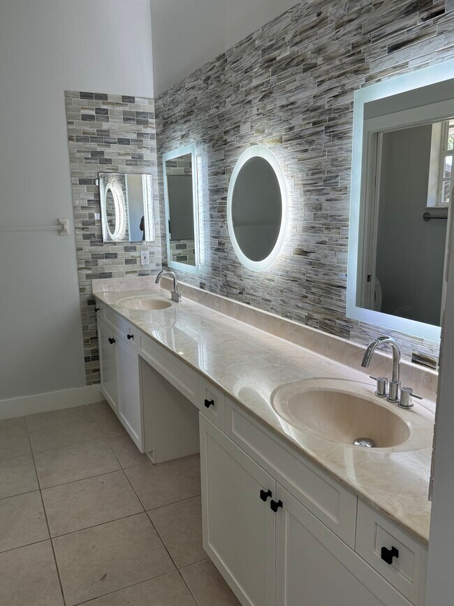Building Photo - 9218 Whippoorwill Trail