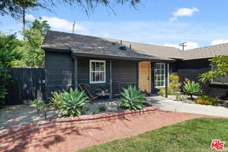 Building Photo - 7339 Lasaine Ave