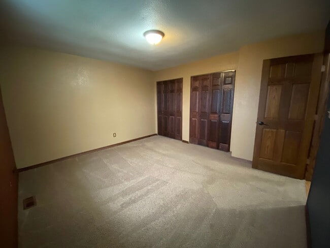 Building Photo - For Rent - Available May 2026