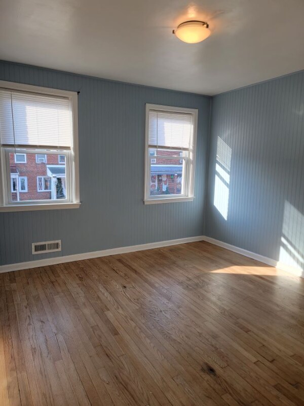 Building Photo - 827 Umbra St