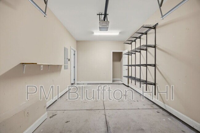 Building Photo - 355 Dante Cir