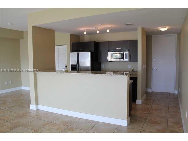 Building Photo - 2694 Inagua Ave