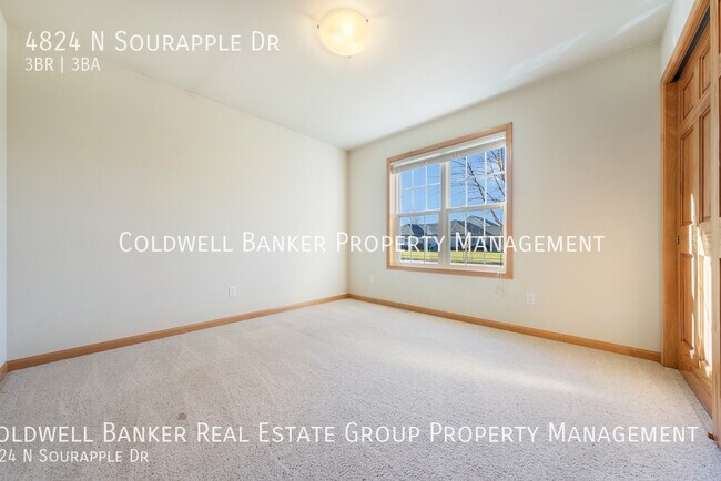 Building Photo - 4824 Sourapple Dr