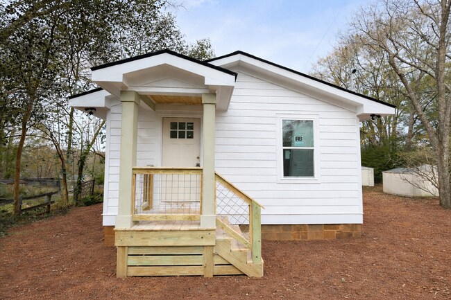 Building Photo - NEW CONSTRUCTION AVAILABLE APRIL 1ST!