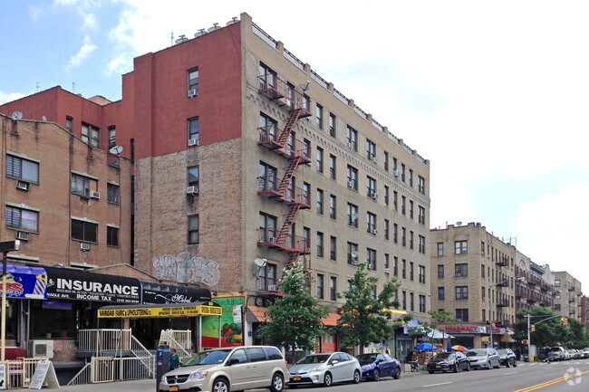 Building Photo - 2-12 Sickles St
