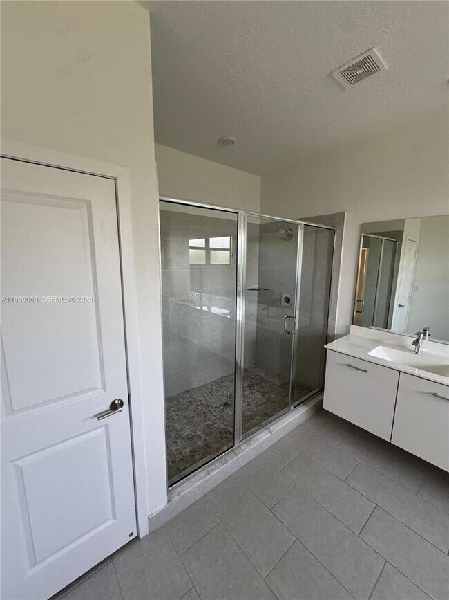 Building Photo - 17355 SW 41st St