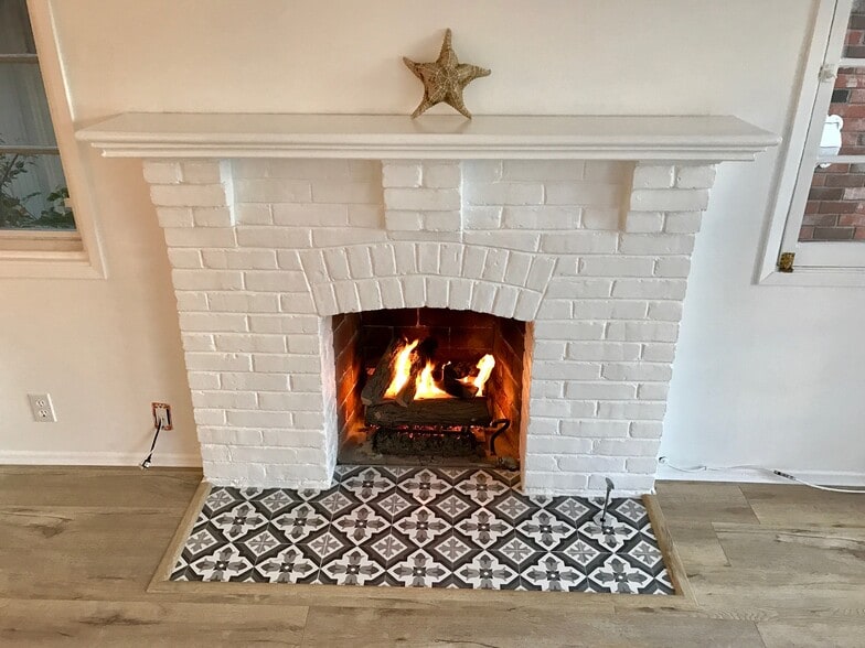 Building Photo - 2456 Manhattan Ave