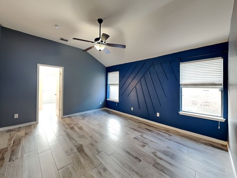 Building Photo - 4313 Red Clover Ln