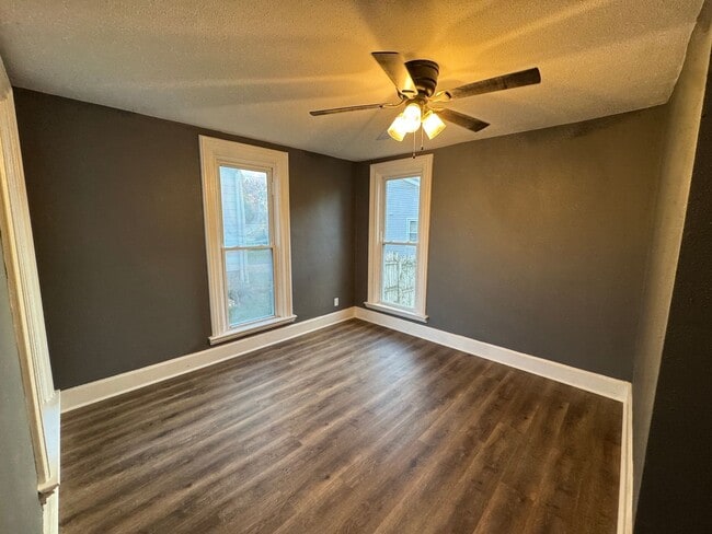 Building Photo - Spacious 4-Bedroom Home with Porch, Deck and Fenced Yard!