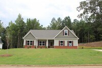 Building Photo - 100 Hawthorn Ln