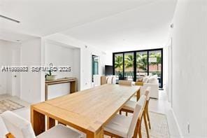 Building Photo - 9901 W Bay Harbor Dr