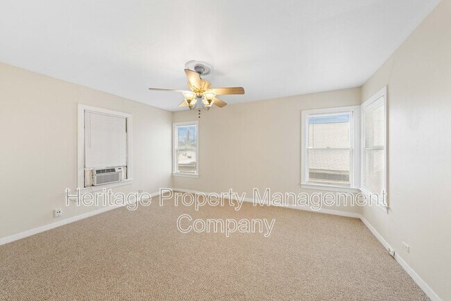 Building Photo - 231 Alexander Hamilton Dr