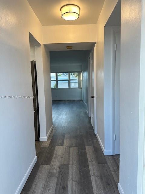 Building Photo - 1333 E Hallandale Beach Blvd
