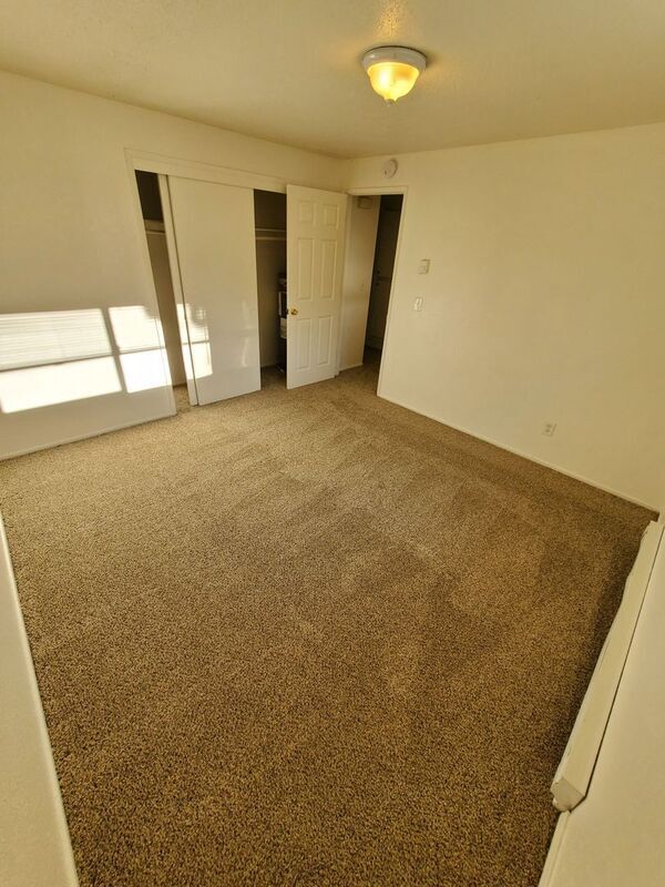 Building Photo - 3939 Iberis St NE