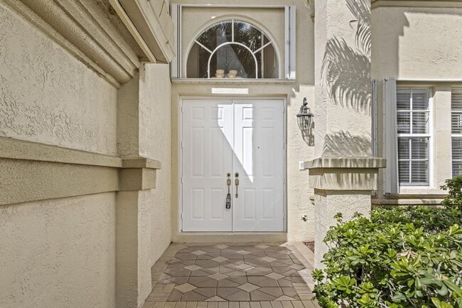 Building Photo - 6597 Marbletree Ln