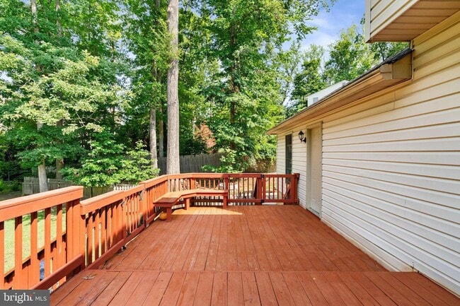 Building Photo - 127 Pilgrim Cove