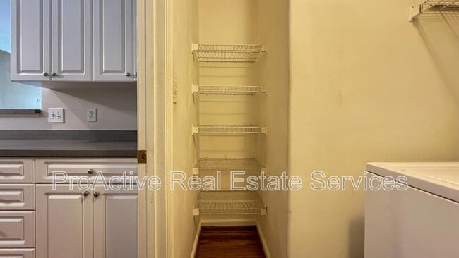 Building Photo - 1034 Grand Oak Ln