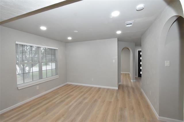 Building Photo - 311 Stell Ave