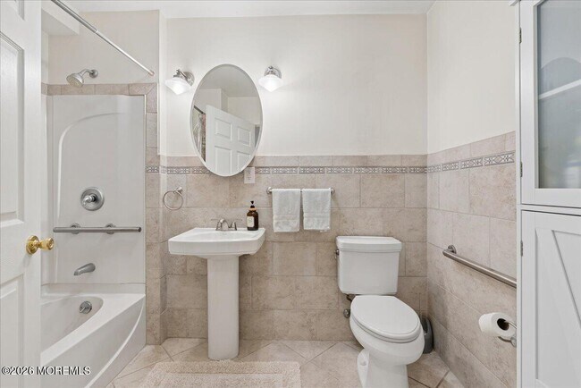 Building Photo - 7 Cannan Ct