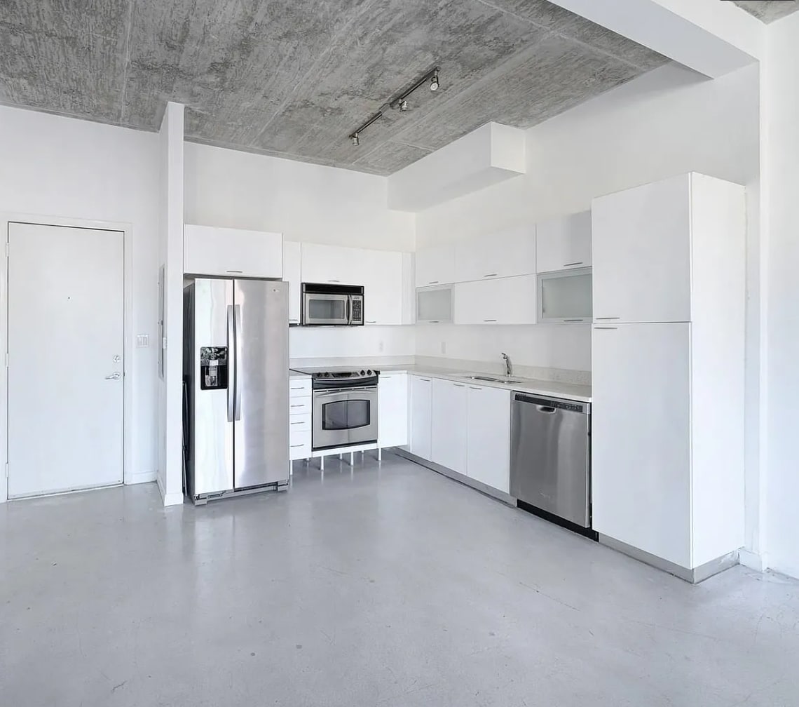 Building Photo - 234 NE 3rd St