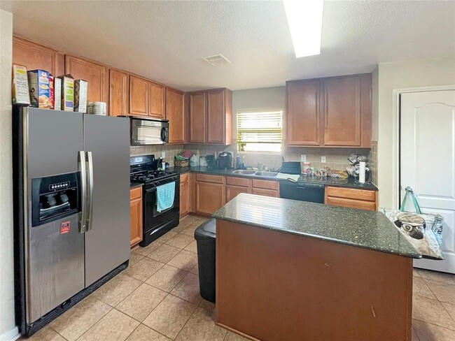 Building Photo - 15810 Randall Ridge Ln