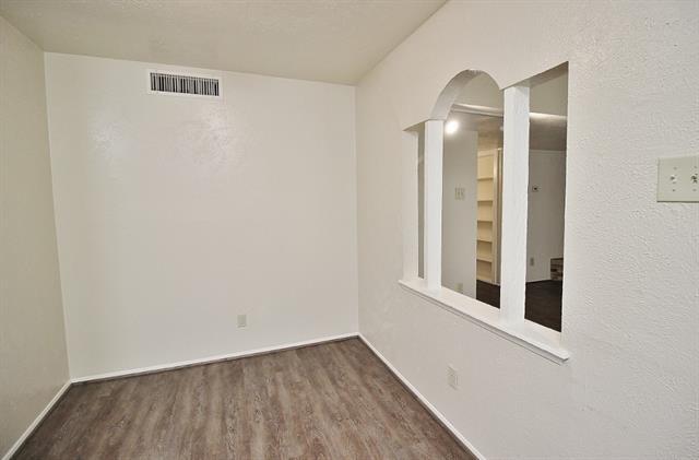 Building Photo - 2809 Santa Monica Dr