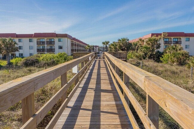 Building Photo - 880-A1A A1A Beach Blvd