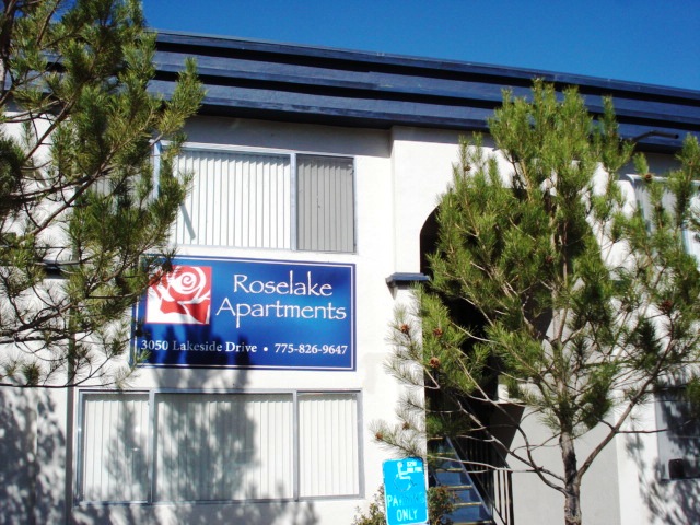 Primary Photo - Roselake Apartments