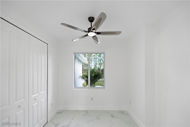 Building Photo - 918 Hollister Ave