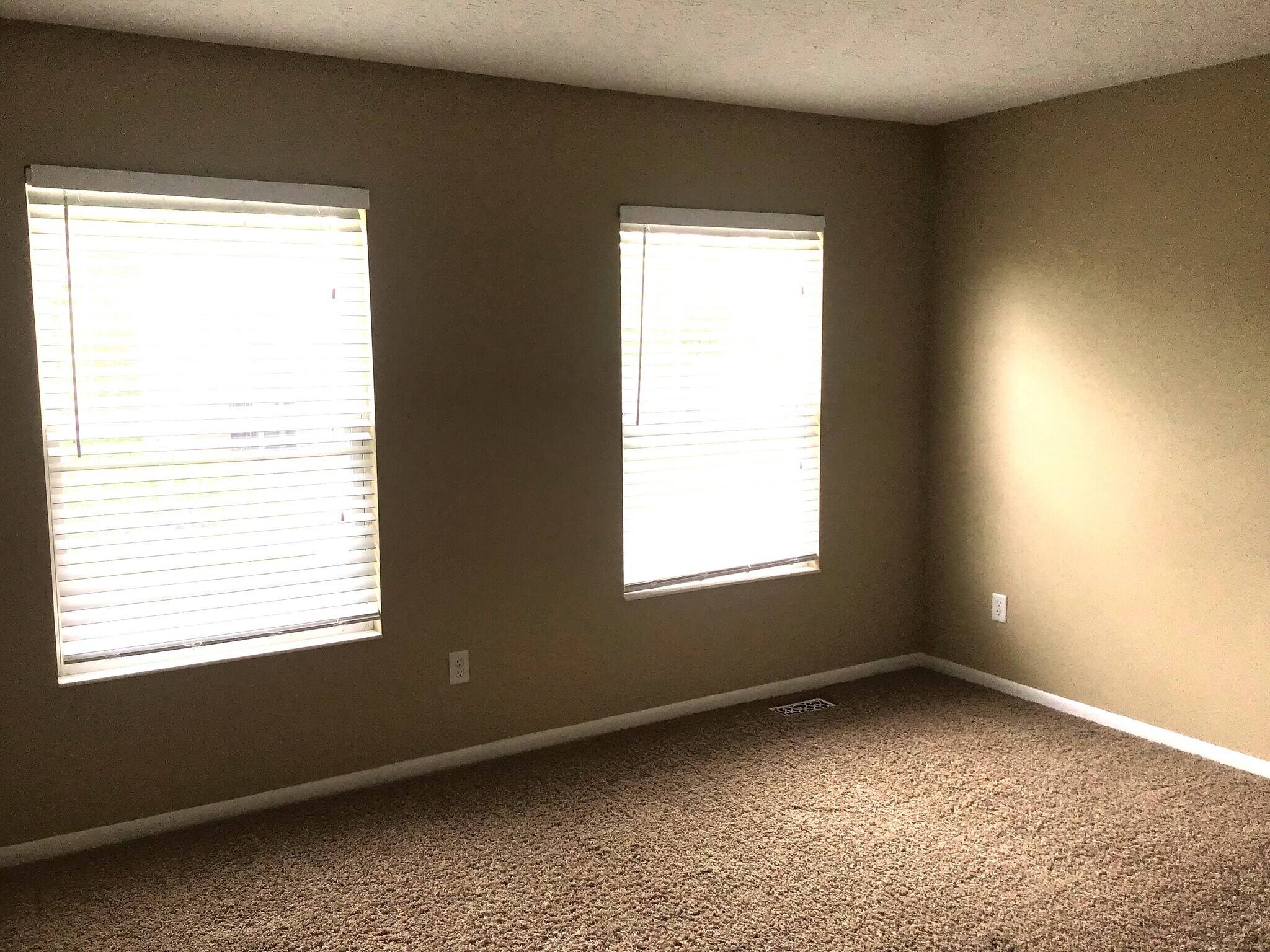 Building Photo - 6560 Copperleaf Ln