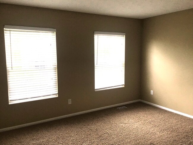 Building Photo - 6560 Copperleaf Ln