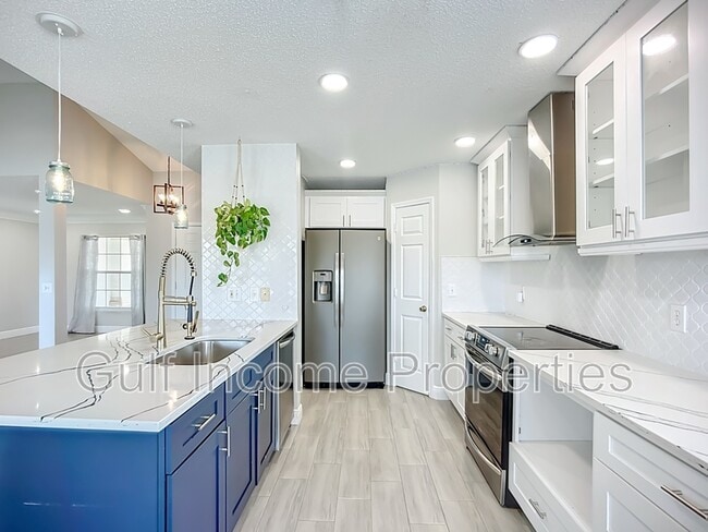 Building Photo - 4218 Berkeley Dr