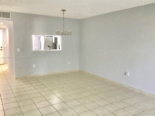 Building Photo - 12755 SW 16th Ct