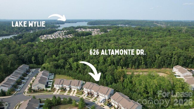 Building Photo - 626 Altamonte Dr