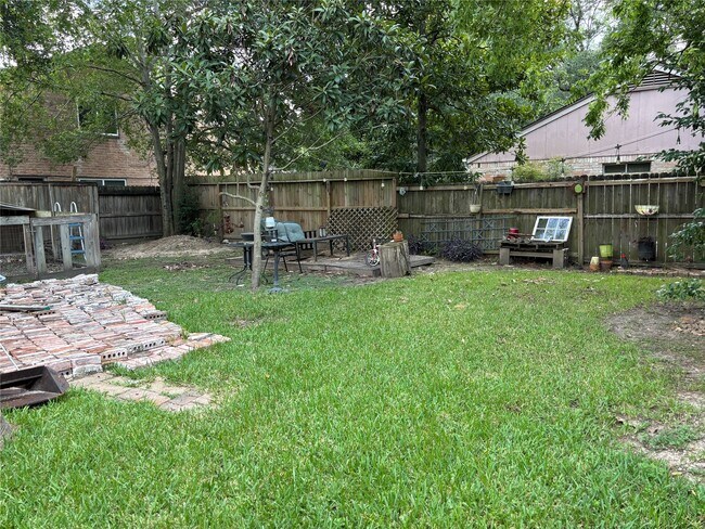 Building Photo - 8226 Waynemer Way