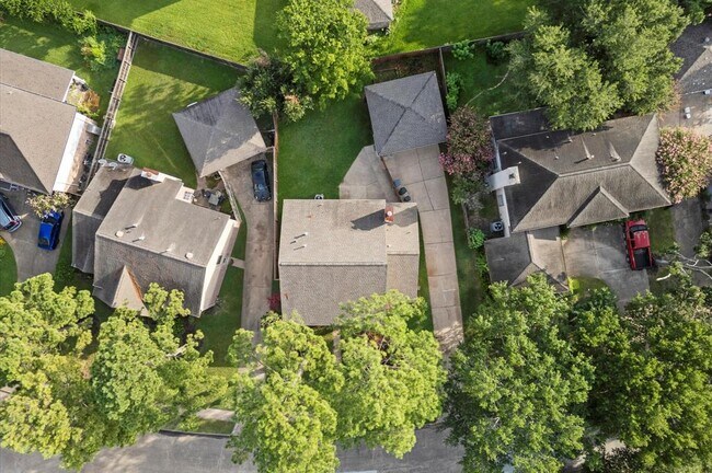 Building Photo - 16338 Hickory Point Rd