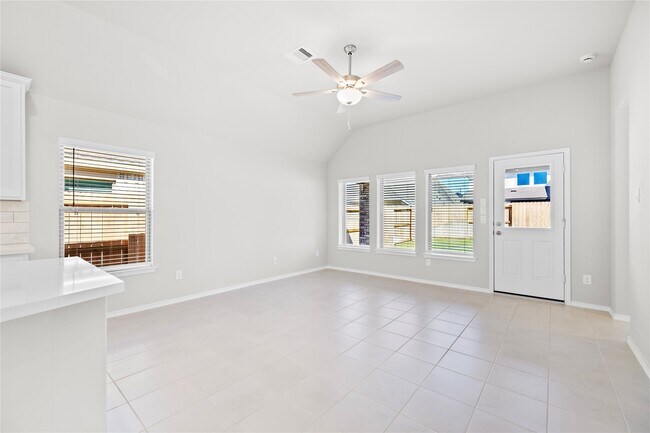 Building Photo - 415 Twilight Mdw Wy