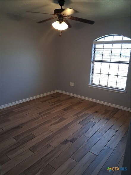 Building Photo - 9610 Taylor Renee Dr