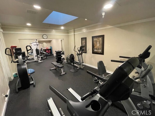 Building Photo - 330 Cordova St