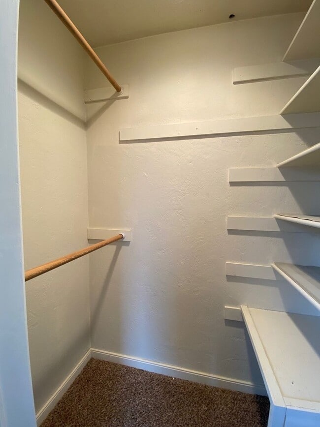 Building Photo - Beautiful Home in Old Southwest Reno w/Large Backyard