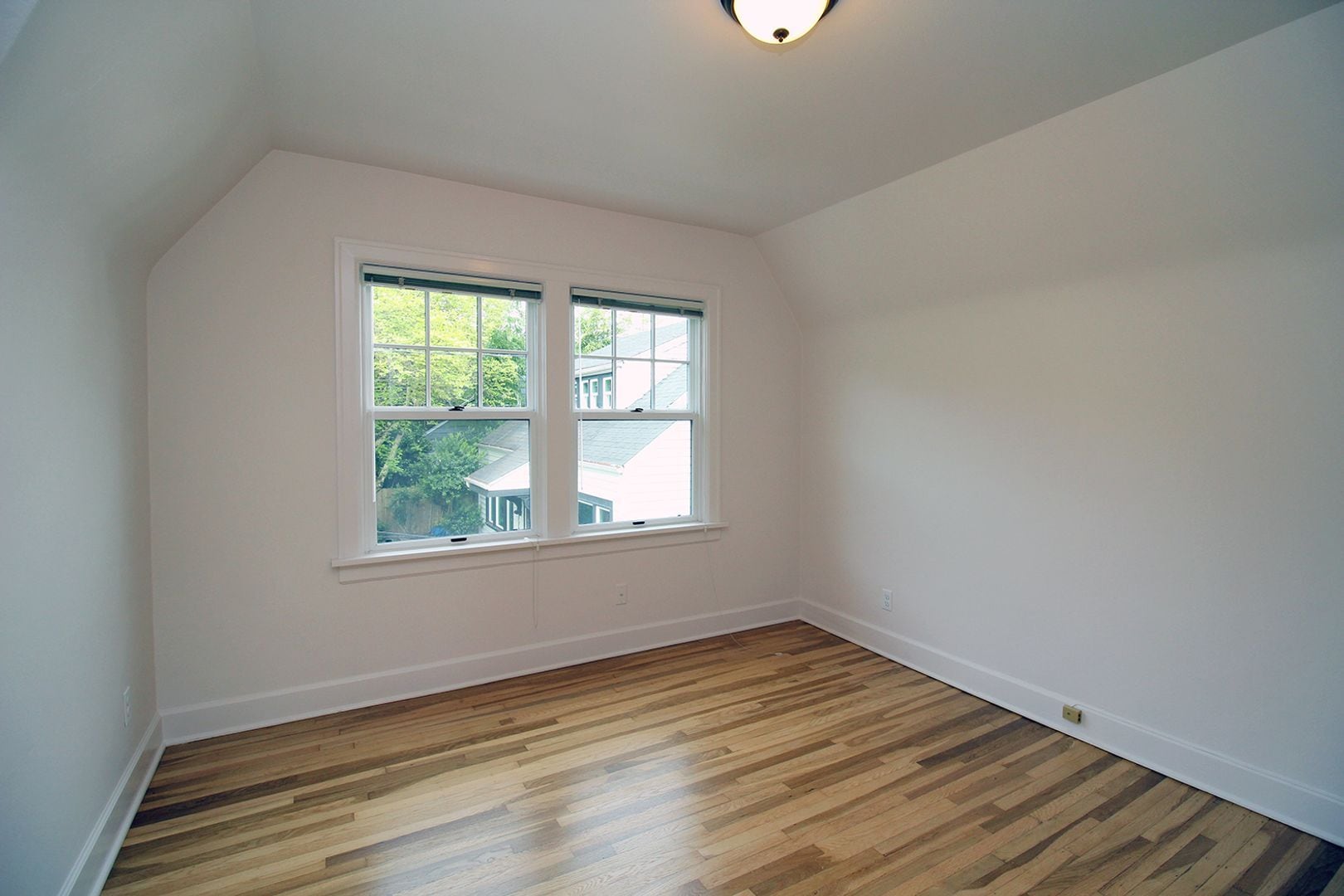 Building Photo - 2703 NW Raleigh St