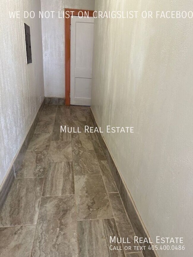 Building Photo - 1817 NW 28th St