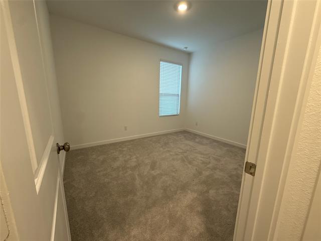 Building Photo - 928 Sugarberry St