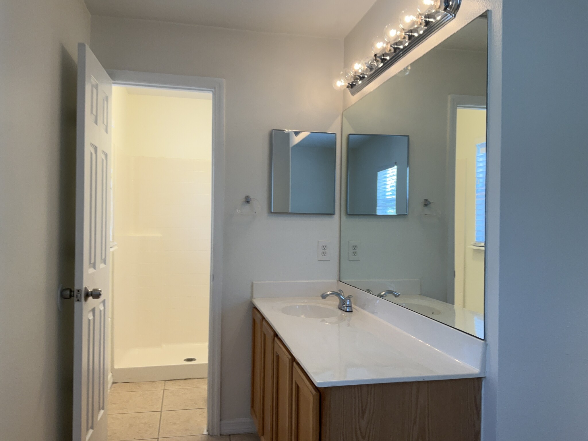 Building Photo - 4618 Newbourne Way
